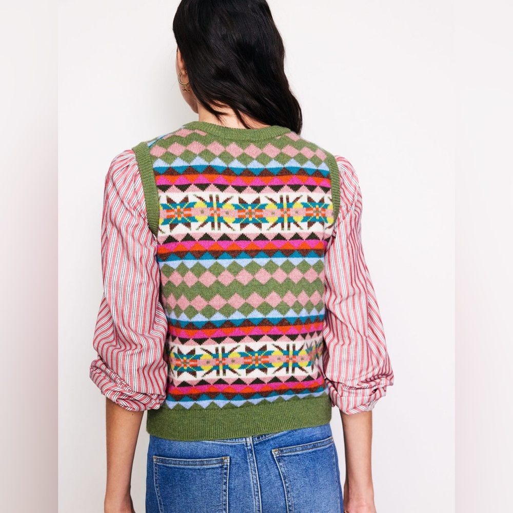 Boden Edie Fair Isle Vest in Green Heritage - Picture 4 of 14